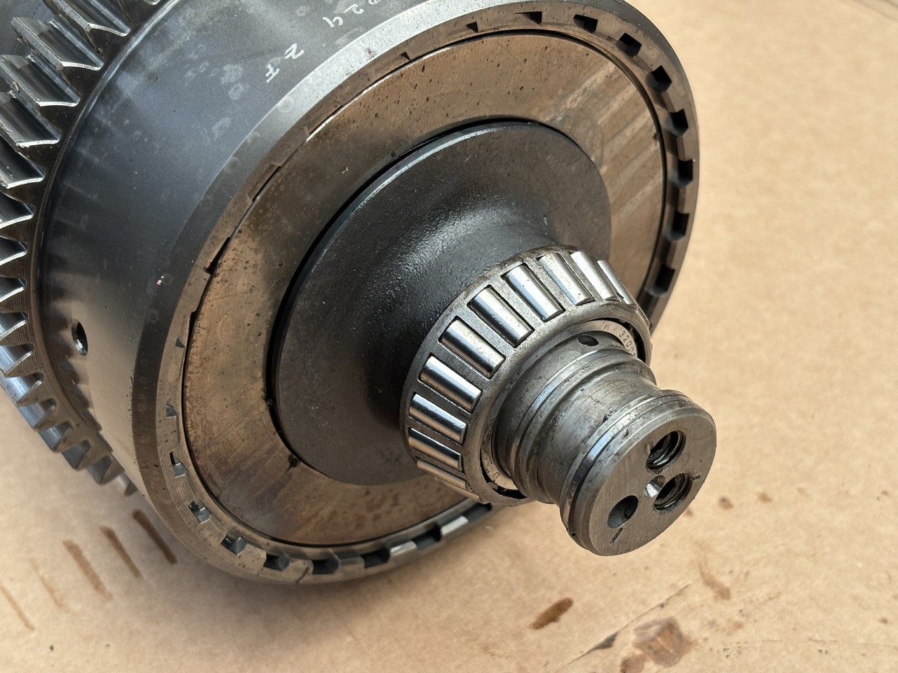 Deutz Fahr Agrotron 230 260 Skrzynia Biegów Kosz Obudowa Wał Tryb Zębatka Trzpień CZĘŚCI - Caja de cambios para Maquinaria agrícola: foto 2 Deutz Fahr Agrotron 230 260 Skrzynia Biegów Kosz Obudowa Wał Tryb Zębatka Trzpień CZĘŚCI - Caja de cambios para Maquinaria agrícola: foto 2