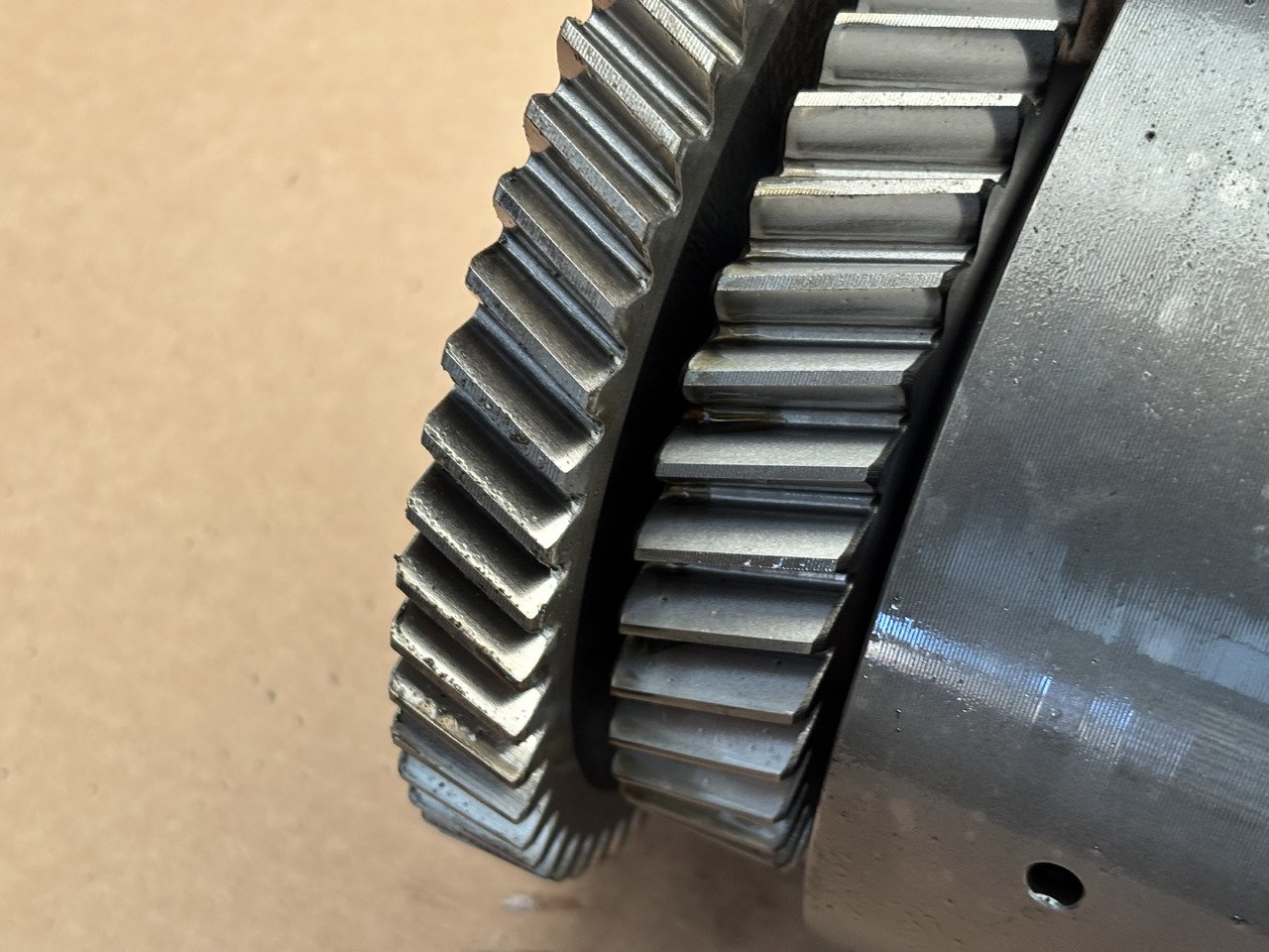 Deutz Fahr Agrotron 230 260 Skrzynia Biegów Kosz Obudowa Wał Tryb Zębatka Trzpień CZĘŚCI - Caja de cambios para Maquinaria agrícola: foto 4 Deutz Fahr Agrotron 230 260 Skrzynia Biegów Kosz Obudowa Wał Tryb Zębatka Trzpień CZĘŚCI - Caja de cambios para Maquinaria agrícola: foto 4