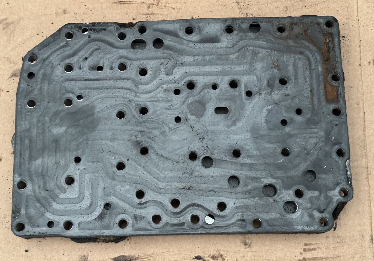 Deutz Fahr Agrotron 230 260 Skrzynia Biegów Płyta Zaworowa Mechatroniki CZĘŚCI - Caja de cambios para Maquinaria agrícola: foto 3 Deutz Fahr Agrotron 230 260 Skrzynia Biegów Płyta Zaworowa Mechatroniki CZĘŚCI - Caja de cambios para Maquinaria agrícola: foto 3