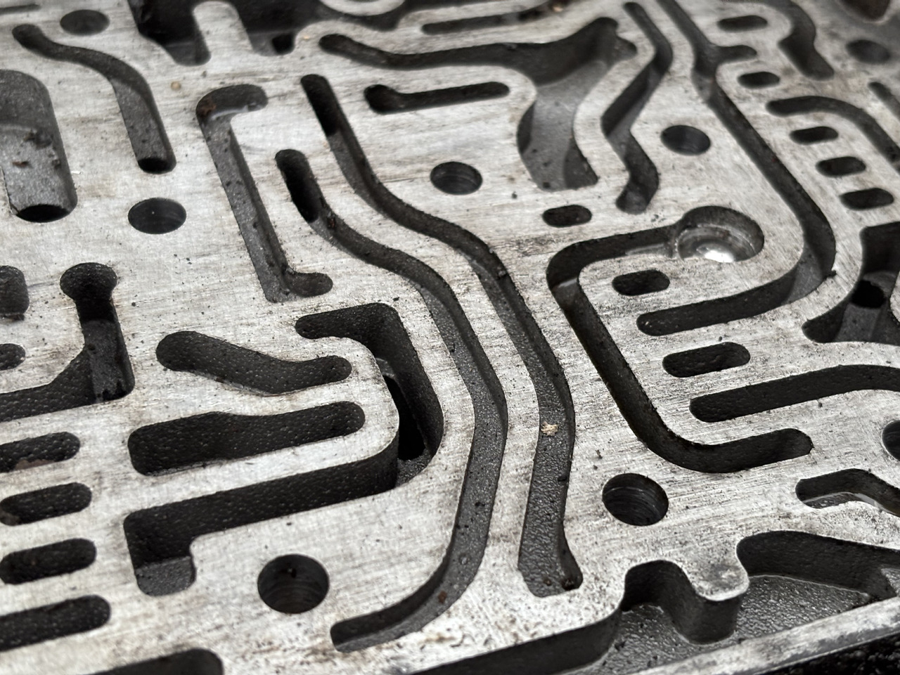 Deutz Fahr Agrotron 230 260 Skrzynia Biegów Płyta Zaworowa Mechatroniki CZĘŚCI - Caja de cambios para Maquinaria agrícola: foto 1 Deutz Fahr Agrotron 230 260 Skrzynia Biegów Płyta Zaworowa Mechatroniki CZĘŚCI - Caja de cambios para Maquinaria agrícola: foto 1