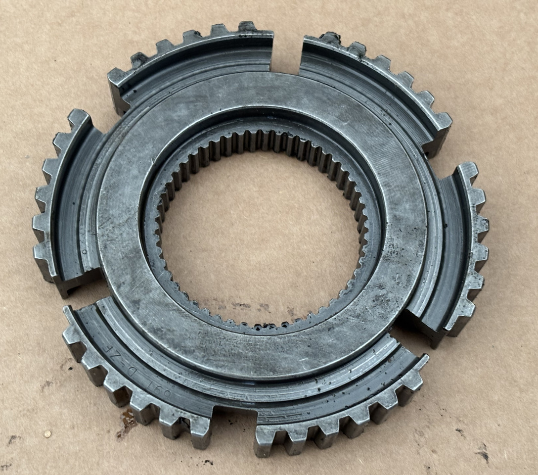 Deutz Fahr Agrotron 230 260 Skrzynia Biegów Tryb Zębatka Koło Zębate CZĘŚCI - Caja de cambios para Maquinaria agrícola: foto 2 Deutz Fahr Agrotron 230 260 Skrzynia Biegów Tryb Zębatka Koło Zębate CZĘŚCI - Caja de cambios para Maquinaria agrícola: foto 2