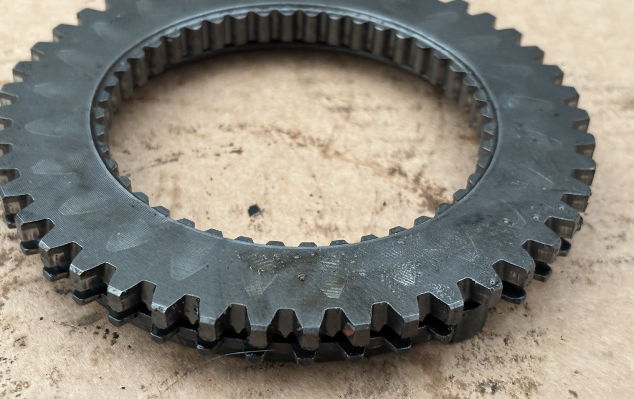 Deutz Fahr Agrotron 230 260 Skrzynia Biegów Tryb Zębatka Koło Zębate CZĘŚCI - Caja de cambios para Maquinaria agrícola: foto 2 Deutz Fahr Agrotron 230 260 Skrzynia Biegów Tryb Zębatka Koło Zębate CZĘŚCI - Caja de cambios para Maquinaria agrícola: foto 2