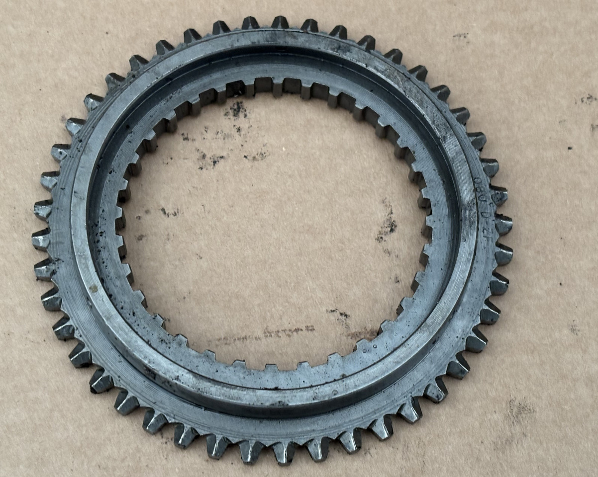 Deutz Fahr Agrotron 230 260 Skrzynia Biegów Tryb Zębatka Koło Zębate CZĘŚCI - Caja de cambios para Maquinaria agrícola: foto 1 Deutz Fahr Agrotron 230 260 Skrzynia Biegów Tryb Zębatka Koło Zębate CZĘŚCI - Caja de cambios para Maquinaria agrícola: foto 1