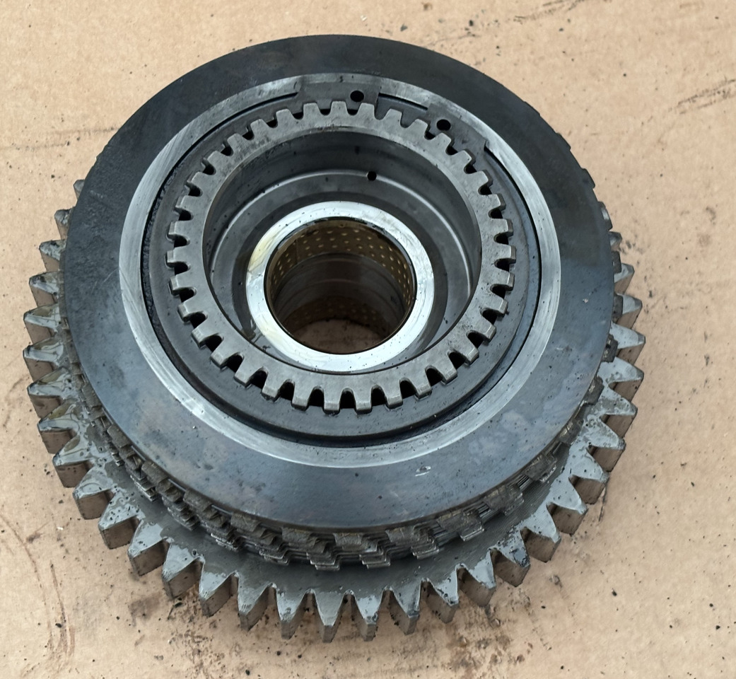 Deutz Fahr Agrotron 230 260 Skrzynia Biegów Tryb Zębatka Koło Zębate Sprzęgło CZĘŚCI 2094346045 - Caja de cambios para Maquinaria agrícola: foto 2 Deutz Fahr Agrotron 230 260 Skrzynia Biegów Tryb Zębatka Koło Zębate Sprzęgło CZĘŚCI 2094346045 - Caja de cambios para Maquinaria agrícola: foto 2