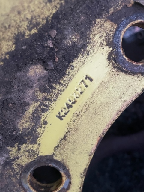 Felga 15x24 john deere 3200 , 3215 , 3220, 3400 , 3415 , 3420 - Llanta para Maquinaria agrícola: foto 2 Felga 15x24 john deere 3200 , 3215 , 3220, 3400 , 3415 , 3420 - Llanta para Maquinaria agrícola: foto 2