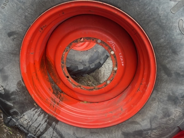 Felga claas xerion DW23x38 , Dw 23x38 - Llanta para Maquinaria agrícola: foto 2 Felga claas xerion DW23x38 , Dw 23x38 - Llanta para Maquinaria agrícola: foto 2