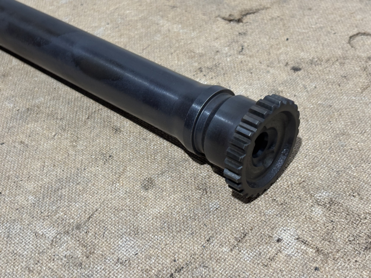 Fendt AGCO 920 924 926 930 Skrzynia Biegów Wał Wałek CZĘŚĆI M934100082040 - Caja de cambios para Maquinaria agrícola: foto 3 Fendt AGCO 920 924 926 930 Skrzynia Biegów Wał Wałek CZĘŚĆI M934100082040 - Caja de cambios para Maquinaria agrícola: foto 3