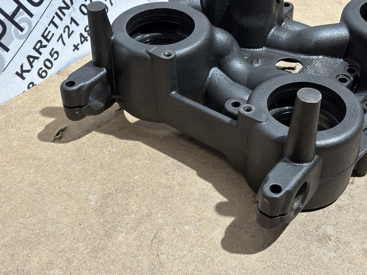 Fendt AGCO ML200 920 924 926 930 Skrzynia Biegów Obudowa M916101430012 - Caja de cambios para Maquinaria agrícola: foto 3 Fendt AGCO ML200 920 924 926 930 Skrzynia Biegów Obudowa M916101430012 - Caja de cambios para Maquinaria agrícola: foto 3