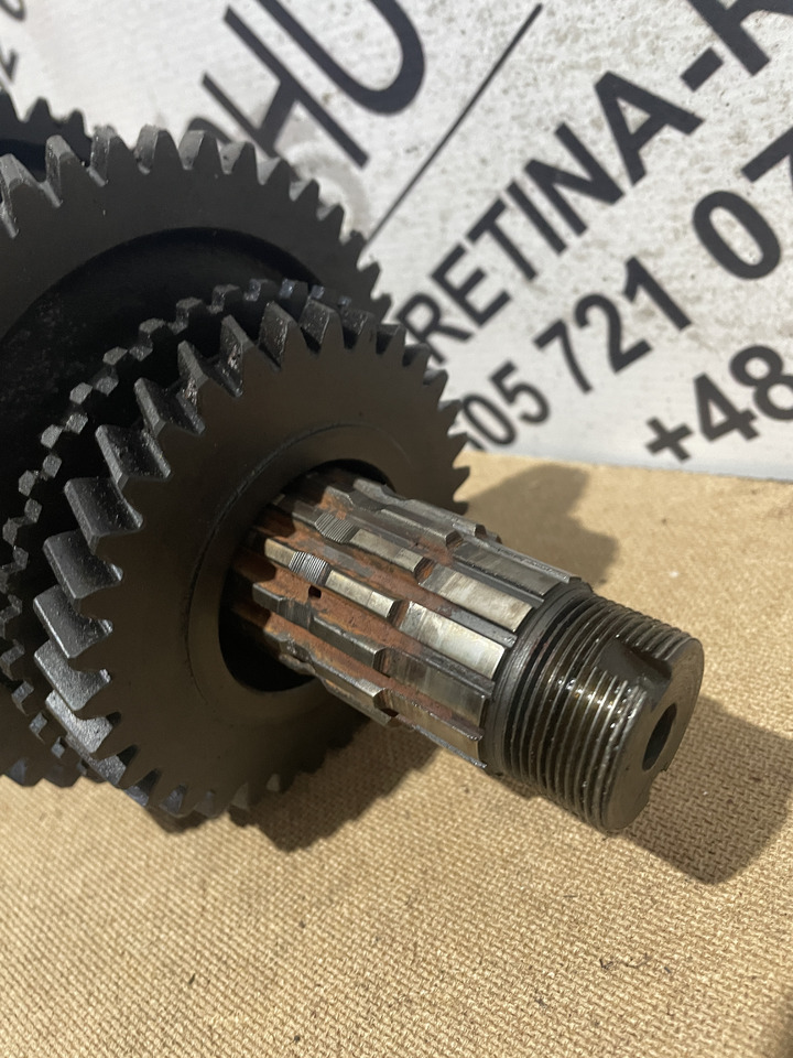 Fiat Ford New Holland - synchronizator kosz przekładnia skrzyni biegów - Caja de cambios y piezas para Maquinaria agrícola: foto 3 Fiat Ford New Holland - synchronizator kosz przekładnia skrzyni biegów - Caja de cambios y piezas para Maquinaria agrícola: foto 3