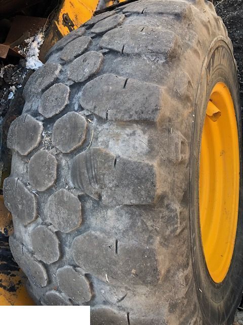 JCB 460/70r24 - Koła / Opony - Rueda completa para Maquinaria agrícola: foto 1 JCB 460/70r24 - Koła / Opony - Rueda completa para Maquinaria agrícola: foto 1