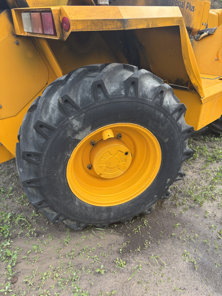 JCB 526 - felgi 24" stary typ - Llanta para Maquinaria agrícola: foto 1 JCB 526 - felgi 24" stary typ - Llanta para Maquinaria agrícola: foto 1