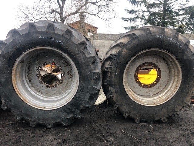 JCB Fastrack Koła 480/70 R30 , Felga 16x30 - Llanta para Maquinaria agrícola: foto 1 JCB Fastrack Koła 480/70 R30 , Felga 16x30 - Llanta para Maquinaria agrícola: foto 1