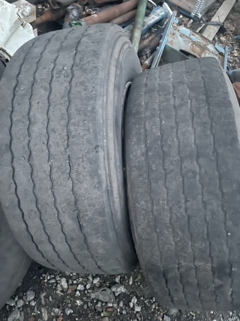 JCB koła kompletne 22,5 doskonałe na plac betonowy - Rueda completa para Maquinaria agrícola: foto 3 JCB koła kompletne 22,5 doskonałe na plac betonowy - Rueda completa para Maquinaria agrícola: foto 3
