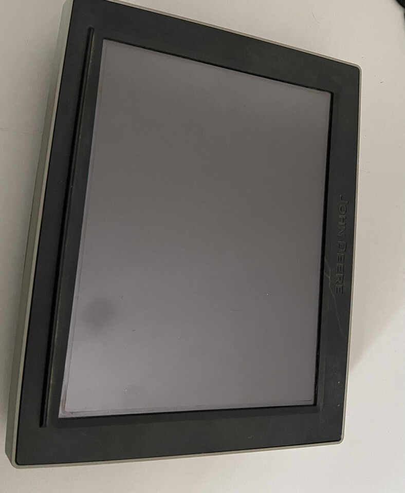 JOHN DEERE PFA 10760 - Salpicadero para Maquinaria agrícola: foto 1 JOHN DEERE PFA 10760 - Salpicadero para Maquinaria agrícola: foto 1