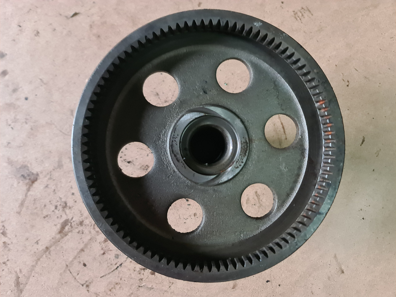 John Deere 4650, 4850 Wał Wejściowy z Przekładnią R70848 - Palier para Maquinaria agrícola: foto 3 John Deere 4650, 4850 Wał Wejściowy z Przekładnią R70848 - Palier para Maquinaria agrícola: foto 3