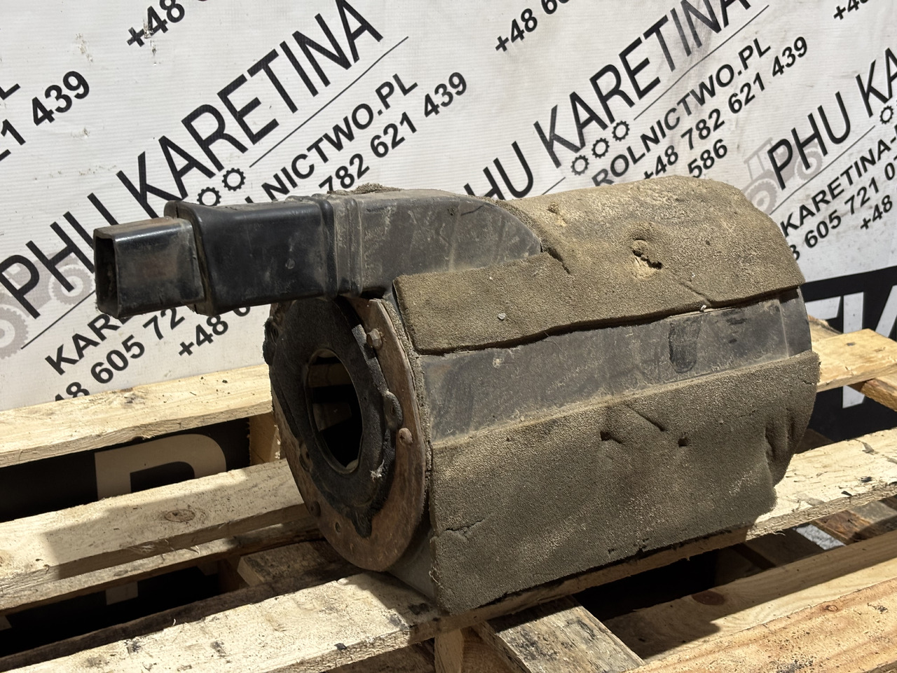 John Deere 7000 7600 7700 7800 7610 7710 7810 Obudowa Filtra Powietrza R125779 - Filtro de aire para Maquinaria agrícola: foto 1 John Deere 7000 7600 7700 7800 7610 7710 7810 Obudowa Filtra Powietrza R125779 - Filtro de aire para Maquinaria agrícola: foto 1