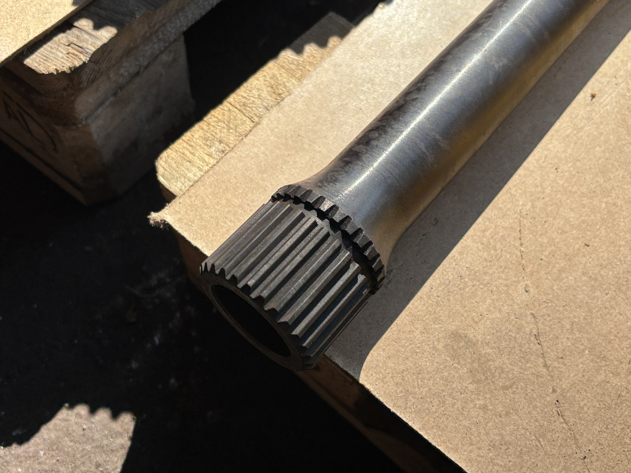 John Deere 8RX 8RT 8R 410 Wał Napędowy R552135 - Palier para Maquinaria agrícola: foto 2 John Deere 8RX 8RT 8R 410 Wał Napędowy R552135 - Palier para Maquinaria agrícola: foto 2