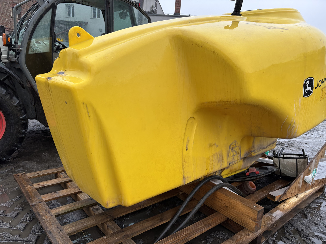 John Deere M740i Zbiornik Opryskiwacz WZW17745 WZ8226404 - Pulverizador suspendido: foto 2 John Deere M740i Zbiornik Opryskiwacz WZW17745 WZ8226404 - Pulverizador suspendido: foto 2