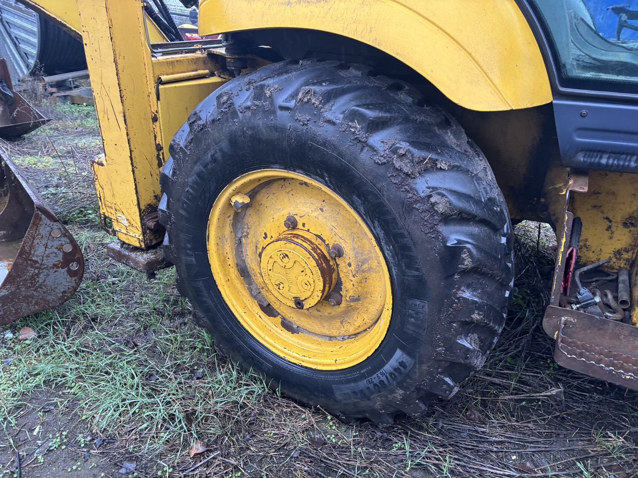 Komatsu WB93 WB97 WB 93 97 Tylna Oś Tylni Most Zwolnica Pochwa Obudowa Piasta CZĘŚCI - Mando final para Maquinaria agrícola: foto 1 Komatsu WB93 WB97 WB 93 97 Tylna Oś Tylni Most Zwolnica Pochwa Obudowa Piasta CZĘŚCI - Mando final para Maquinaria agrícola: foto 1