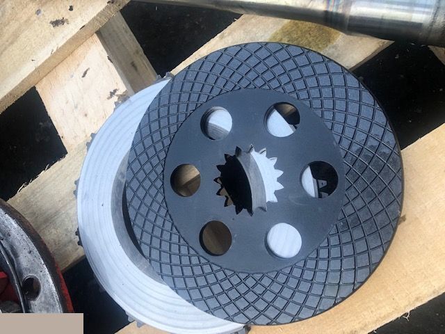 Manitou Carraro - Hamulce - Piezas de freno para Maquinaria agrícola: foto 1 Manitou Carraro - Hamulce - Piezas de freno para Maquinaria agrícola: foto 1