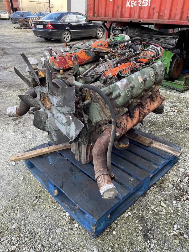 Mercedes OM422 422.900 - silnik kompletny - Motor: foto 2 Mercedes OM422 422.900 - silnik kompletny - Motor: foto 2