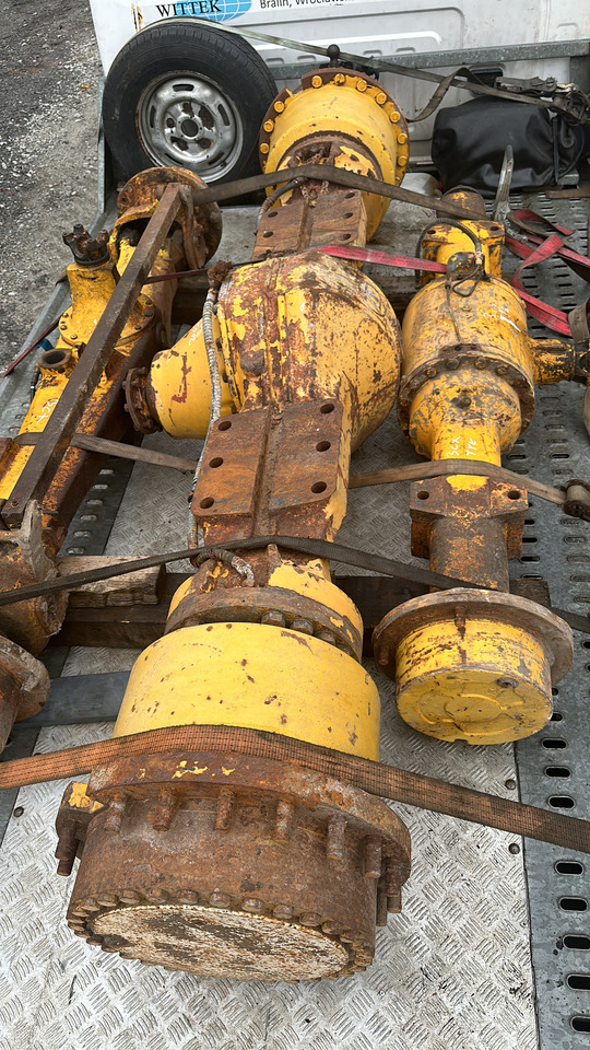 Most Napędowy ZF AP-420 , zwolnica wkład mostu części obudowa mostu - Mando final para Maquinaria agrícola: foto 1 Most Napędowy ZF AP-420 , zwolnica wkład mostu części obudowa mostu - Mando final para Maquinaria agrícola: foto 1