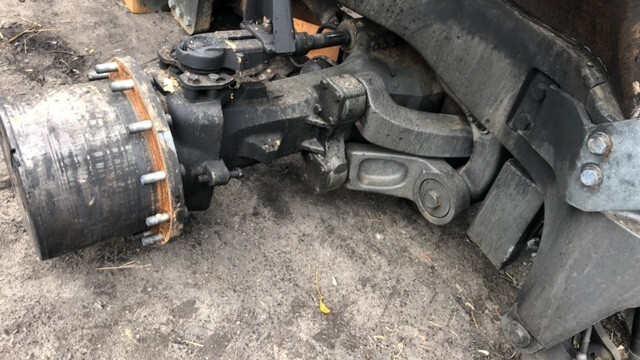 Oś 4293140M94 | Oś 770 /618 Massey Ferguson 8650 - 8690 ~ Oś Napędowa Przednia Wkład Mostu Wachacze - Eje delantero para Maquinaria agrícola: foto 1 Oś 4293140M94 | Oś 770 /618 Massey Ferguson 8650 - 8690 ~ Oś Napędowa Przednia Wkład Mostu Wachacze - Eje delantero para Maquinaria agrícola: foto 1