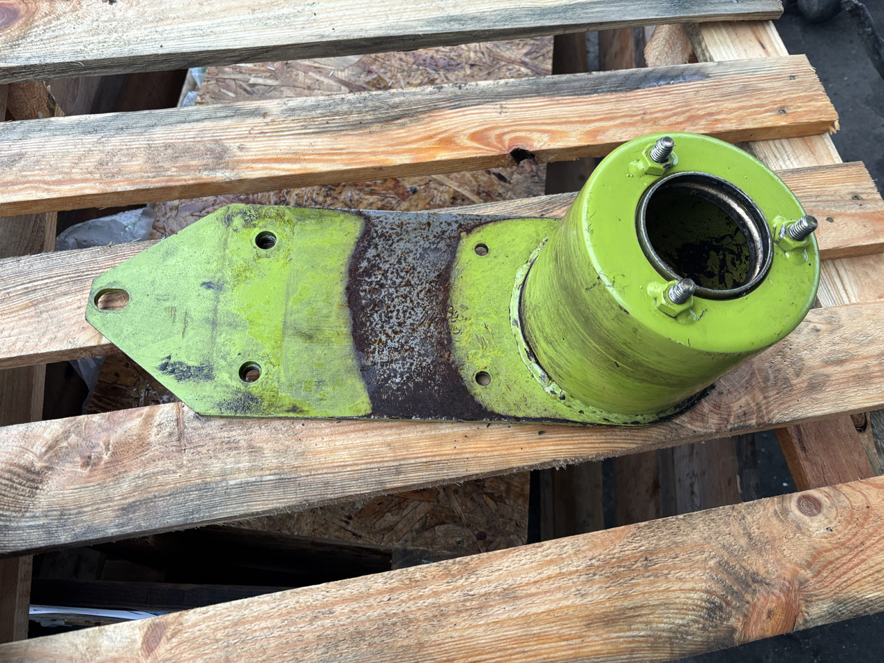 Claas Conspeed 8 75 FC Blacha Łożyska Mocowanie Ślimaka 0009059062 00 0905 906 2 - Piezas de recambio para Maquinaria agrícola: foto 1 Claas Conspeed 8 75 FC Blacha Łożyska Mocowanie Ślimaka 0009059062 00 0905 906 2 - Piezas de recambio para Maquinaria agrícola: foto 1