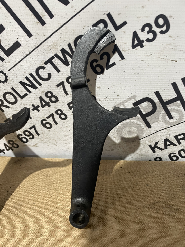 Fiat Agri 70-90, 90, 93, 94 - widełki - Piezas de recambio para Maquinaria agrícola: foto 2 Fiat Agri 70-90, 90, 93, 94 - widełki - Piezas de recambio para Maquinaria agrícola: foto 2