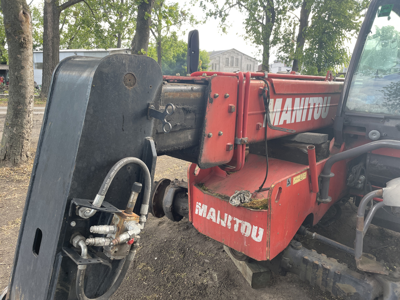 Manitou MHT 860 - maszt siłownik karetka - Piezas de recambio para Manipulador telescópico: foto 3 Manitou MHT 860 - maszt siłownik karetka - Piezas de recambio para Manipulador telescópico: foto 3