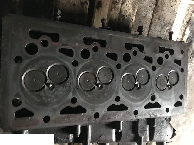 Silnik Case IH DT-246 dt 246 - Korbowód - Biela para Maquinaria agrícola: foto 1 Silnik Case IH DT-246 dt 246 - Korbowód - Biela para Maquinaria agrícola: foto 1