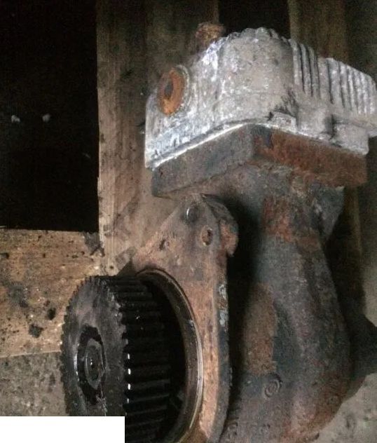 Sprężarka Fendt 720 722 724 726 - Compresor para Maquinaria agrícola: foto 1 Sprężarka Fendt 720 722 724 726 - Compresor para Maquinaria agrícola: foto 1