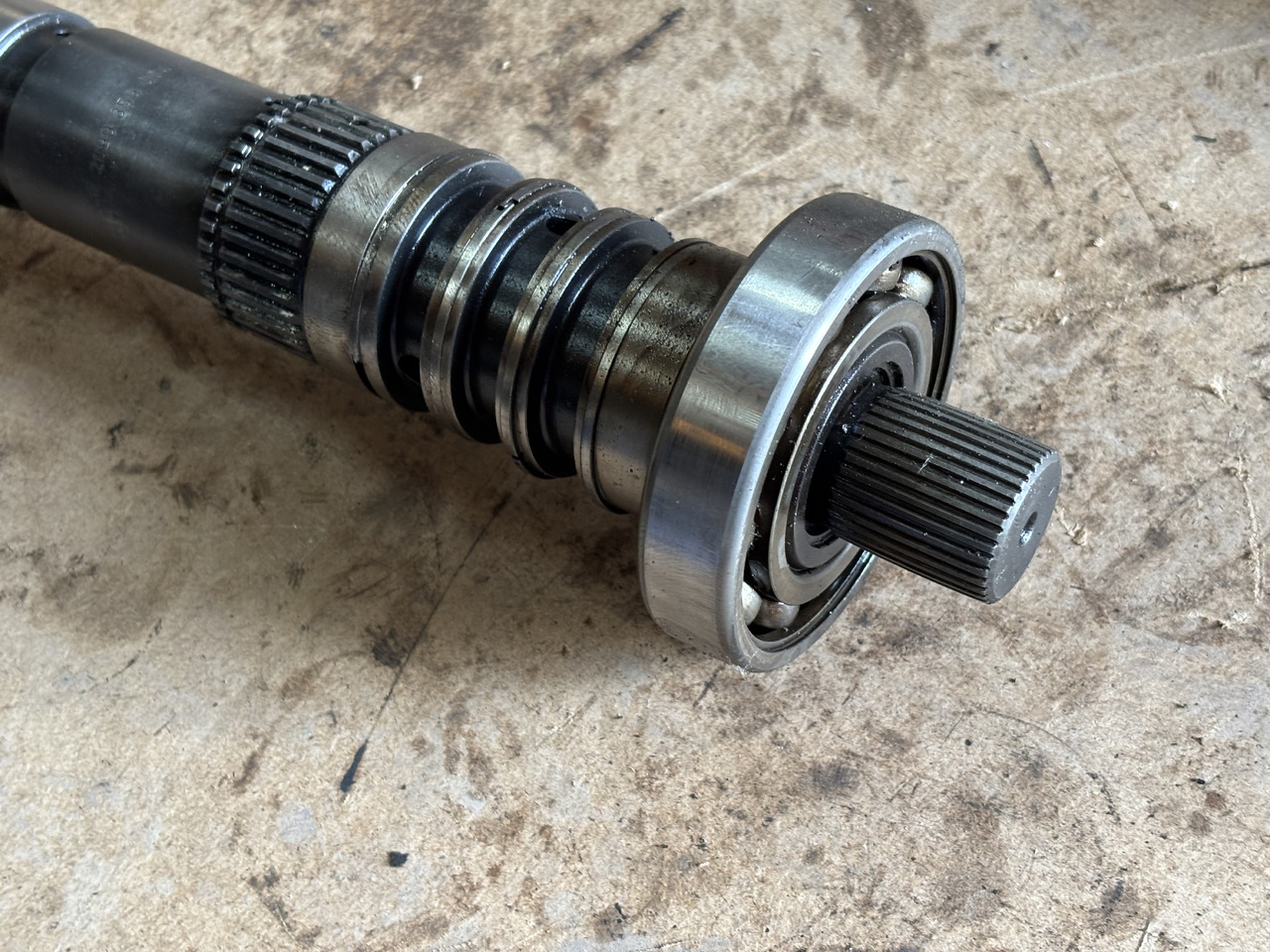 Wał odbioru Mocy ZF 2099359004 2099359008 - Transmisión para Maquinaria agrícola: foto 3 Wał odbioru Mocy ZF 2099359004 2099359008 - Transmisión para Maquinaria agrícola: foto 3