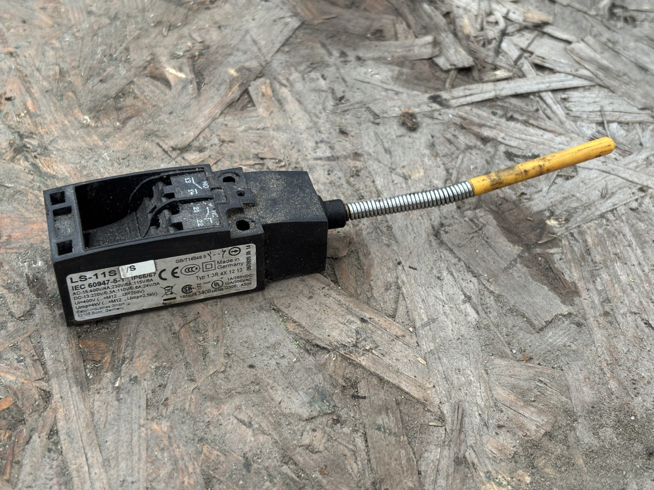 Wyłącznik Krańcowy LS-11S - Sensor para Maquinaria de construcción: foto 1 Wyłącznik Krańcowy LS-11S - Sensor para Maquinaria de construcción: foto 1