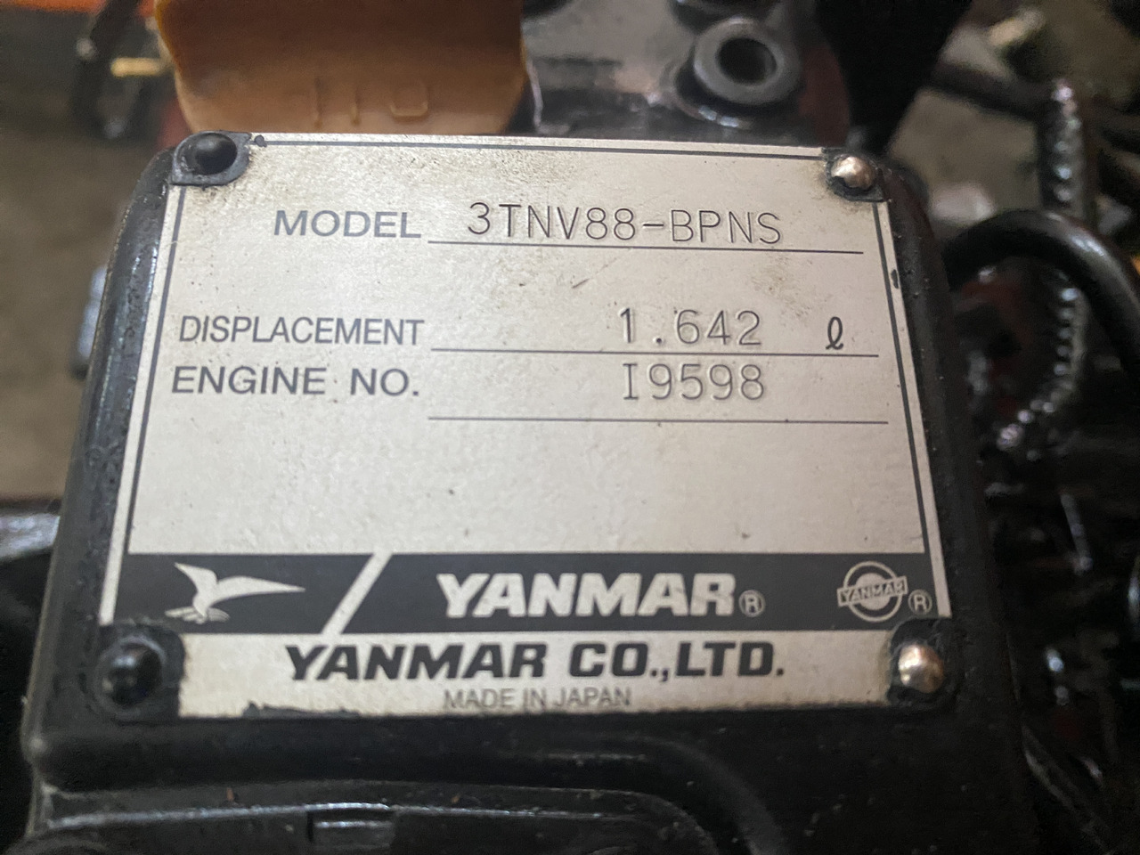 Yanmar 3TNV88 - silnik kompletny - Motor para Maquinaria de construcción: foto 5 Yanmar 3TNV88 - silnik kompletny - Motor para Maquinaria de construcción: foto 5