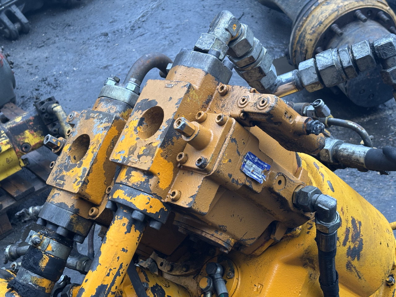 ZF 4WG180 4 WG 180 Skrzynia biegów 4WG150 4WG160 4WG190 Betonomieszarka - Caja de cambios para Maquinaria agrícola: foto 4 ZF 4WG180 4 WG 180 Skrzynia biegów 4WG150 4WG160 4WG190 Betonomieszarka - Caja de cambios para Maquinaria agrícola: foto 4