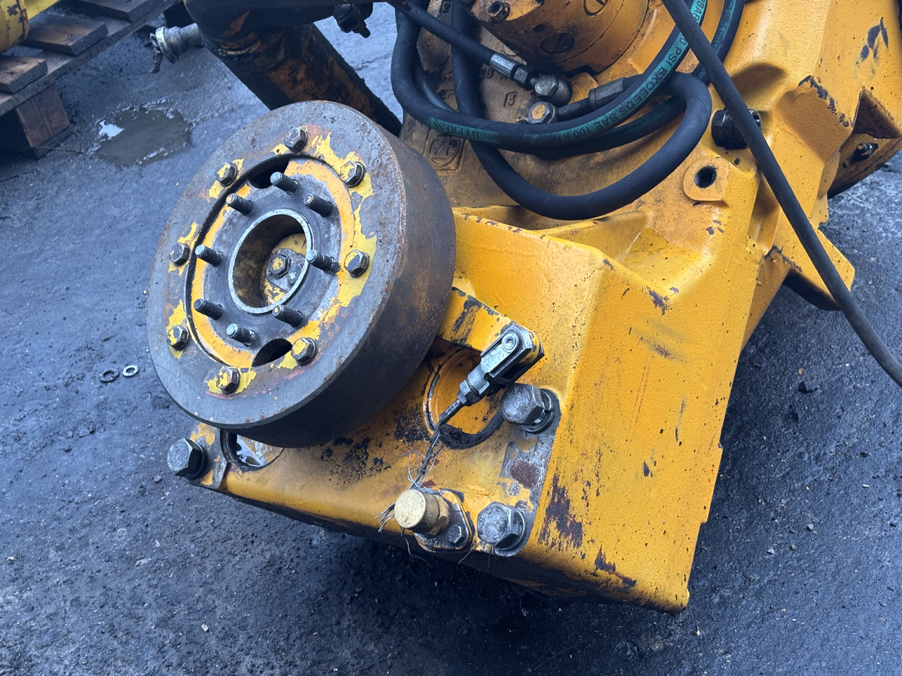 ZF 4WG180 4 WG 180 Skrzynia biegów 4WG150 4WG160 4WG190 Betonomieszarka - Caja de cambios para Maquinaria agrícola: foto 2 ZF 4WG180 4 WG 180 Skrzynia biegów 4WG150 4WG160 4WG190 Betonomieszarka - Caja de cambios para Maquinaria agrícola: foto 2