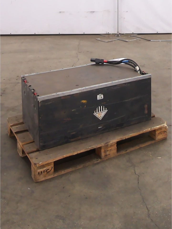 BMZ Battery 48V 268Ah 13,10kw - Acumulador para Equipo de manutención: foto 1 BMZ Battery 48V 268Ah 13,10kw - Acumulador para Equipo de manutención: foto 1