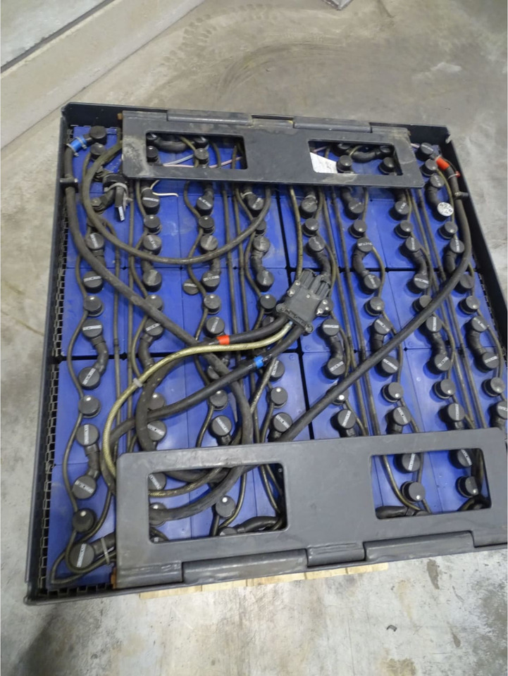 Battery 80V 1032AH - Acumulador para Equipo de manutención: foto 3 Battery 80V 1032AH - Acumulador para Equipo de manutención: foto 3