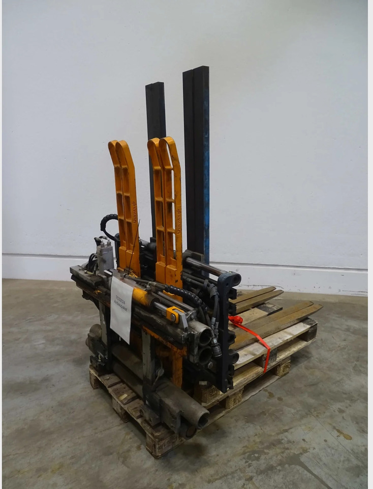 Attachment package 2 pieces - Implemento para Equipo de manutención: foto 2 Attachment package 2 pieces - Implemento para Equipo de manutención: foto 2