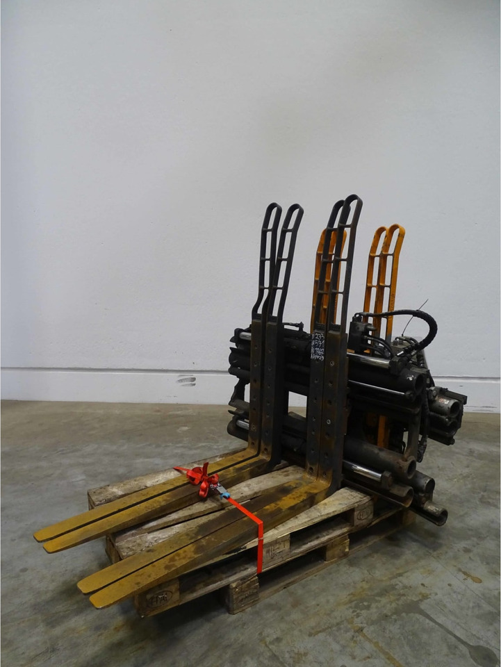 Attachment package 2 pieces - Implemento para Equipo de manutención: foto 1 Attachment package 2 pieces - Implemento para Equipo de manutención: foto 1