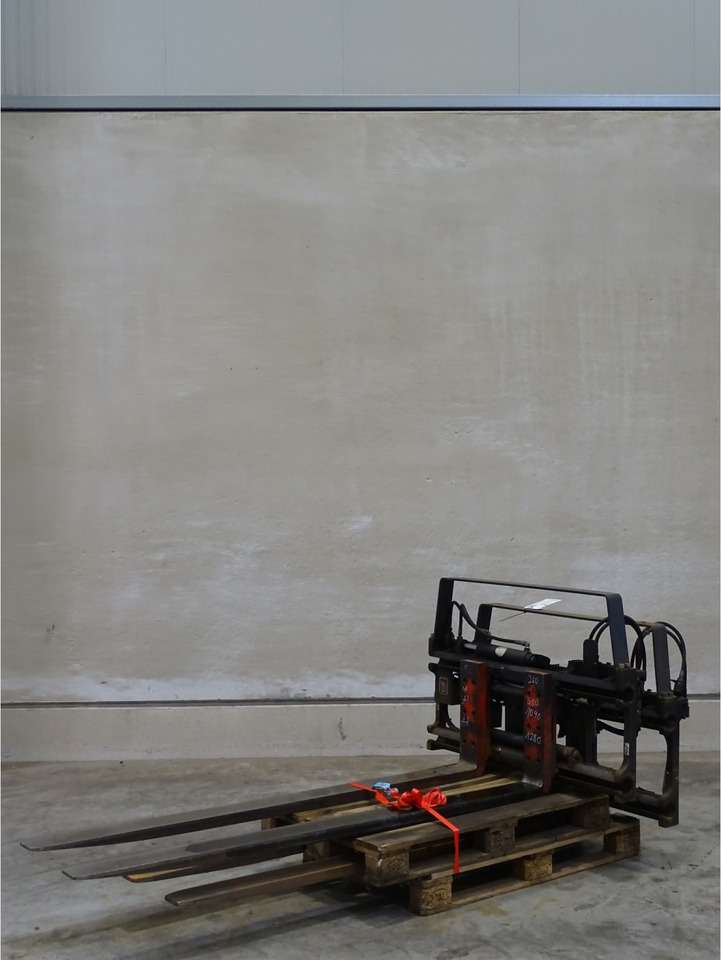 Attachment package 2 pieces - Implemento para Equipo de manutención: foto 1 Attachment package 2 pieces - Implemento para Equipo de manutención: foto 1