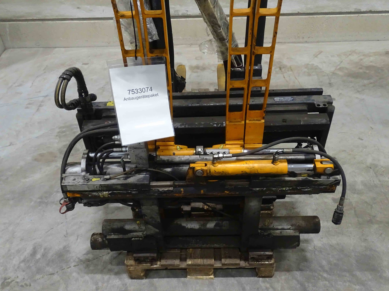 Attachment package 2 pieces - Implemento para Equipo de manutención: foto 4 Attachment package 2 pieces - Implemento para Equipo de manutención: foto 4