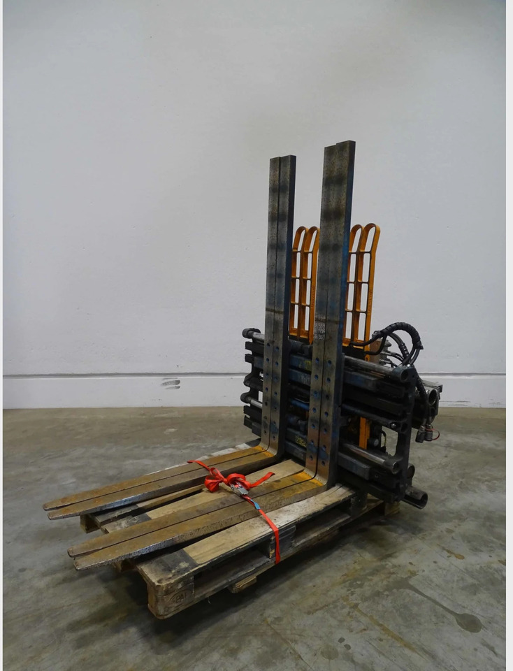 Attachment package 2 pieces - Implemento para Equipo de manutención: foto 1 Attachment package 2 pieces - Implemento para Equipo de manutención: foto 1