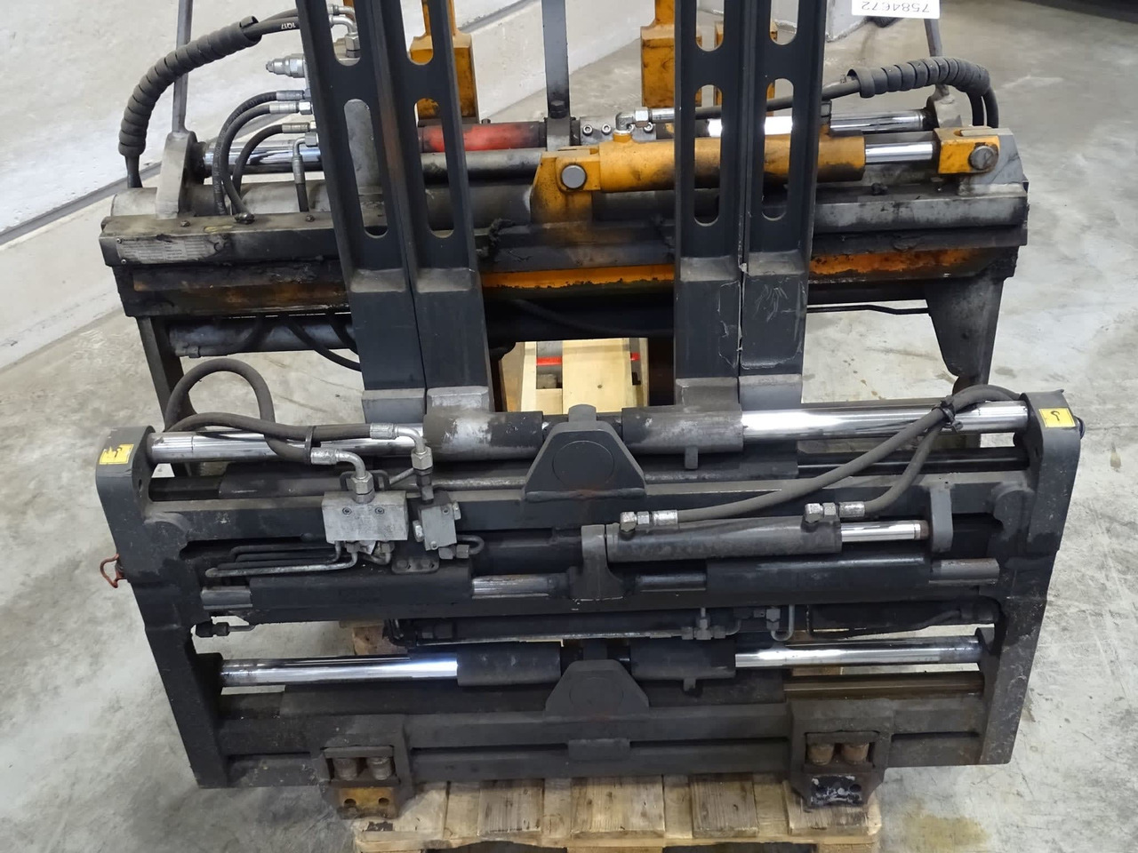 Attachment package 2 pieces - Implemento para Equipo de manutención: foto 5 Attachment package 2 pieces - Implemento para Equipo de manutención: foto 5