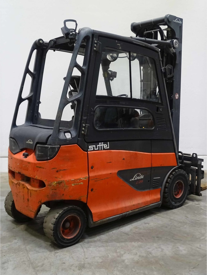 Linde E25HL-01/600 - Carretilla elevadora eléctrica: foto 3 Linde E25HL-01/600 - Carretilla elevadora eléctrica: foto 3