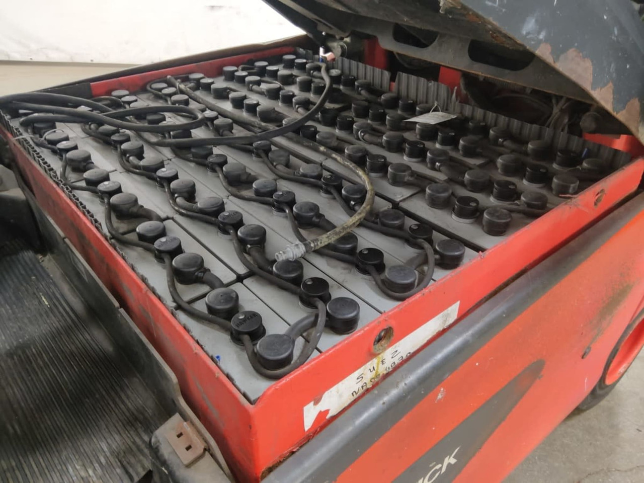 Linde E30L-01 - Carretilla elevadora eléctrica: foto 4 Linde E30L-01 - Carretilla elevadora eléctrica: foto 4