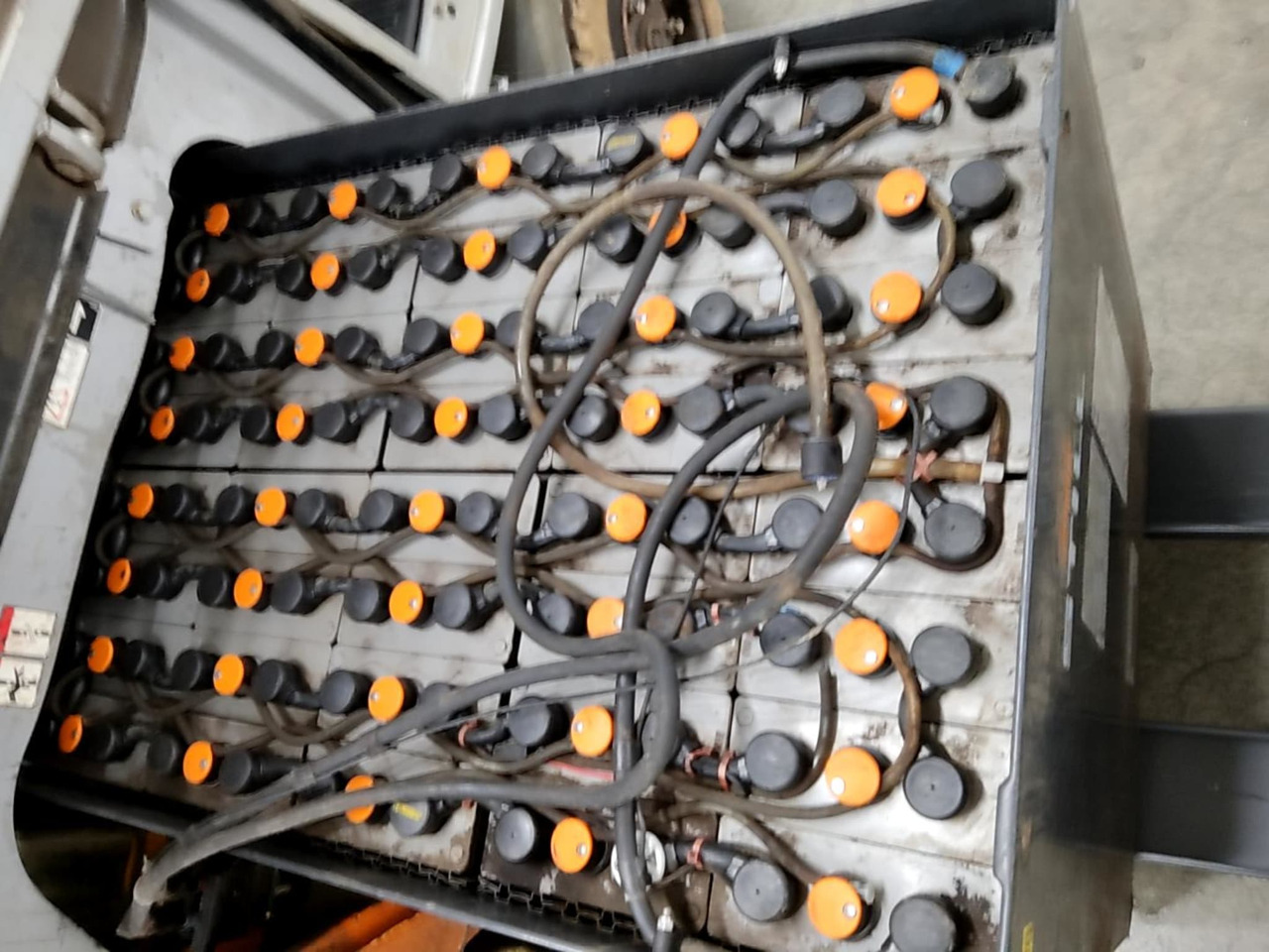 STILL RX60-30 - Carretilla elevadora eléctrica: foto 4 STILL RX60-30 - Carretilla elevadora eléctrica: foto 4