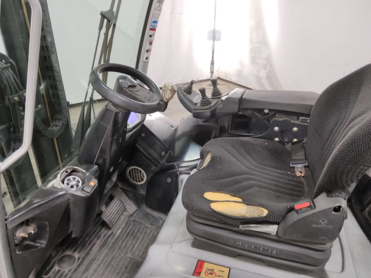 STILL RX60-35 - Carretilla elevadora eléctrica: foto 3 STILL RX60-35 - Carretilla elevadora eléctrica: foto 3