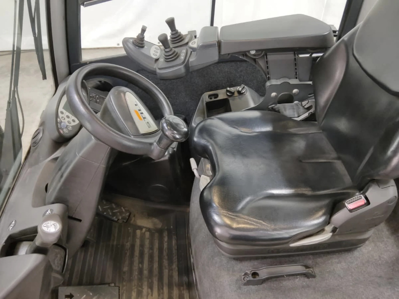 STILL RX70-25T/600 - Carretilla elevadora de gas: foto 3 STILL RX70-25T/600 - Carretilla elevadora de gas: foto 3